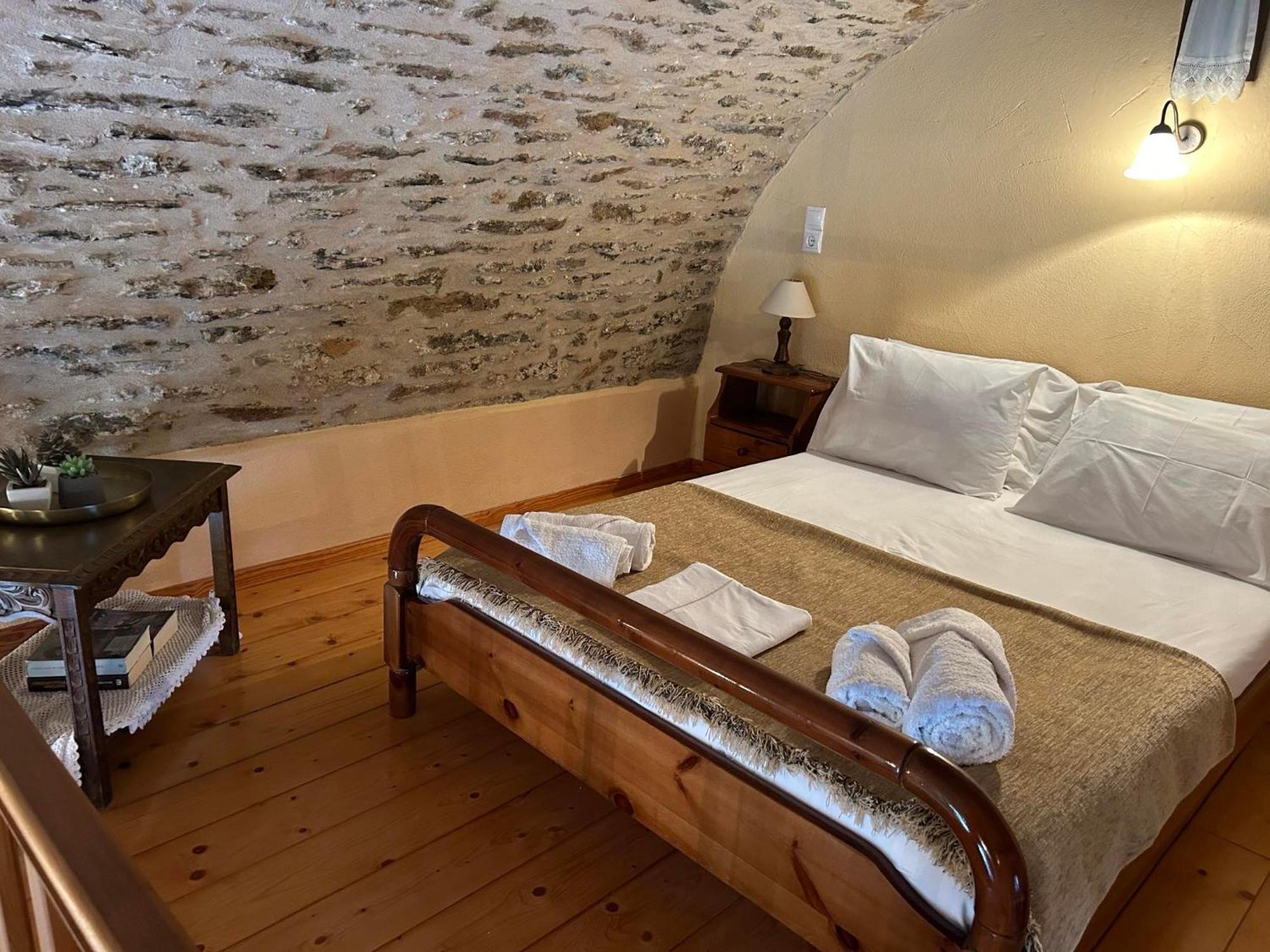 GuesthouseKamara Monemvasía Eksteriør billede